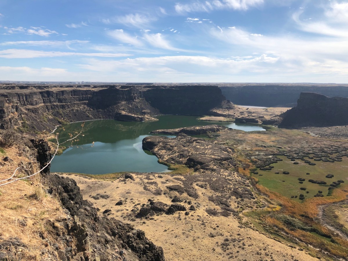 Grand Coulee Dam, Dry Falls Heritage Area, and Lake Lenore Caves,&nbsp;Washington